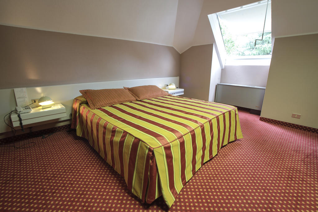 Hotel I Diamanti Garlasco Room photo